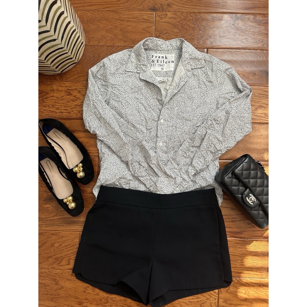 Frank & Eileen Barry Shirt Top XS Woven In Italy Cotton Black White Floral